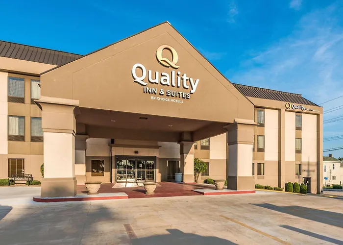 Quality Inn & Suites Quincy - Downtown